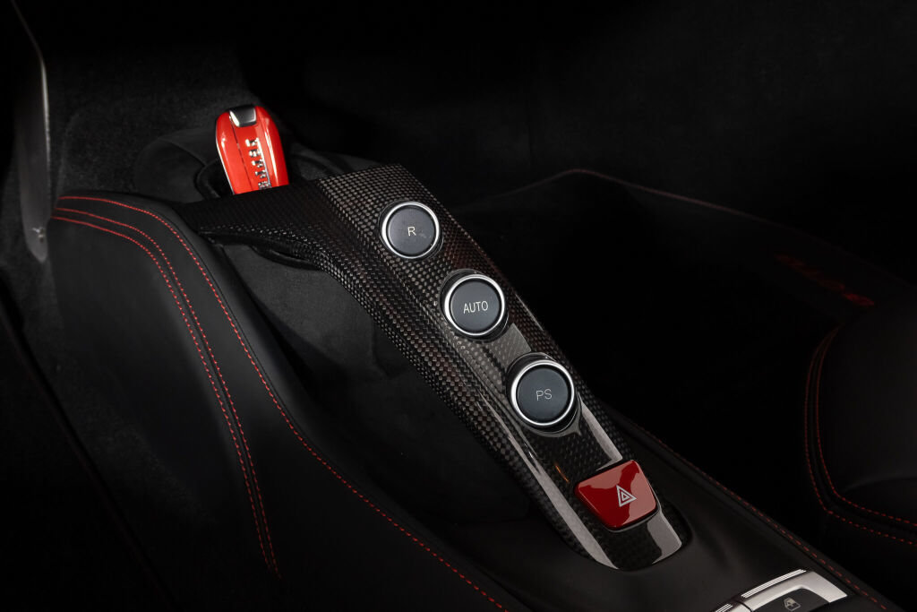Certified 2018 Ferrari 488 GTB RWD image 31