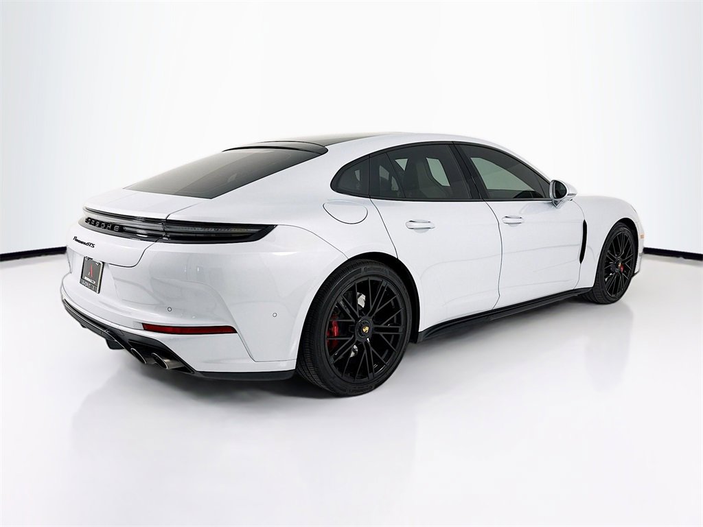 Certified 2025 Porsche Panamera GTS image 9