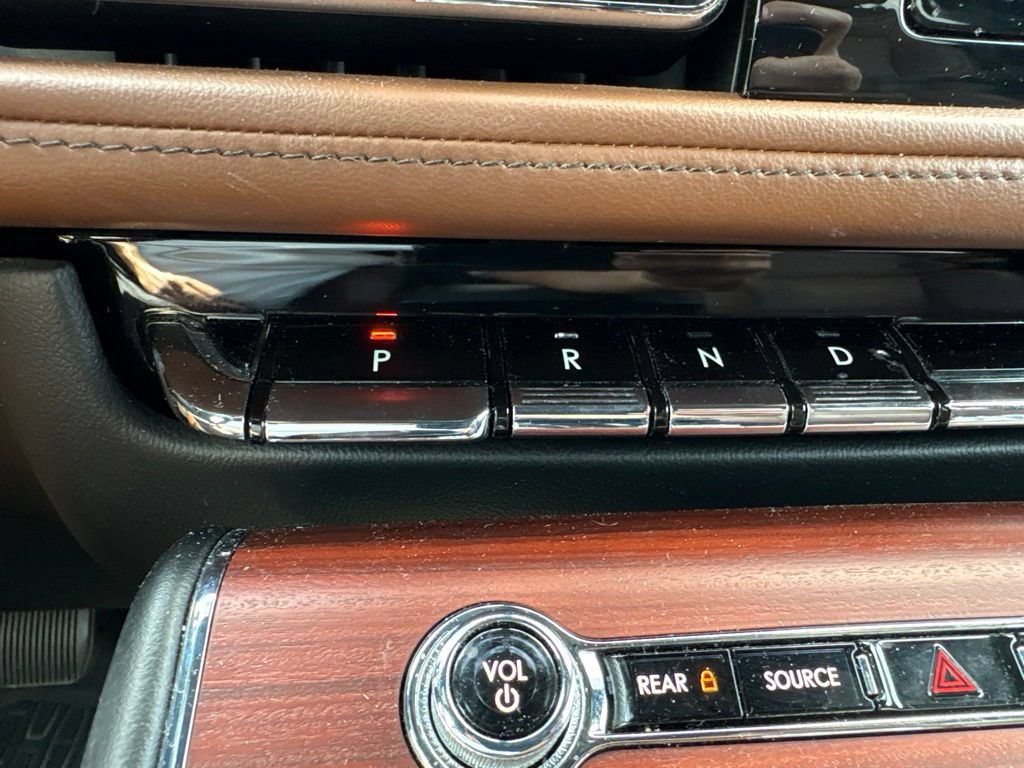 Used 2021 Lincoln Aviator Reserve w/ Equipment Group 202A AWD/4WD image 28