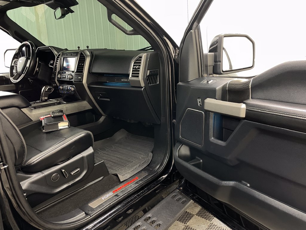 Used 2019 Ford F150 Raptor w/ Equipment Group 802A Luxury AWD/4WD image 39