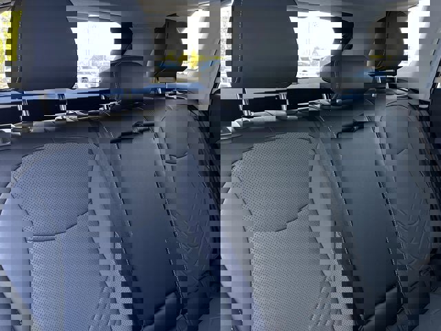 New 2026 Volkswagen Tiguan SE image 28