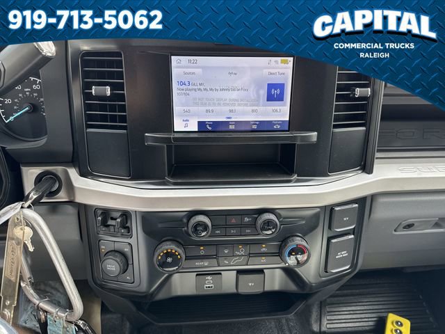 New 2025 Ford F550 4x4 Crew Cab Super Duty image 27