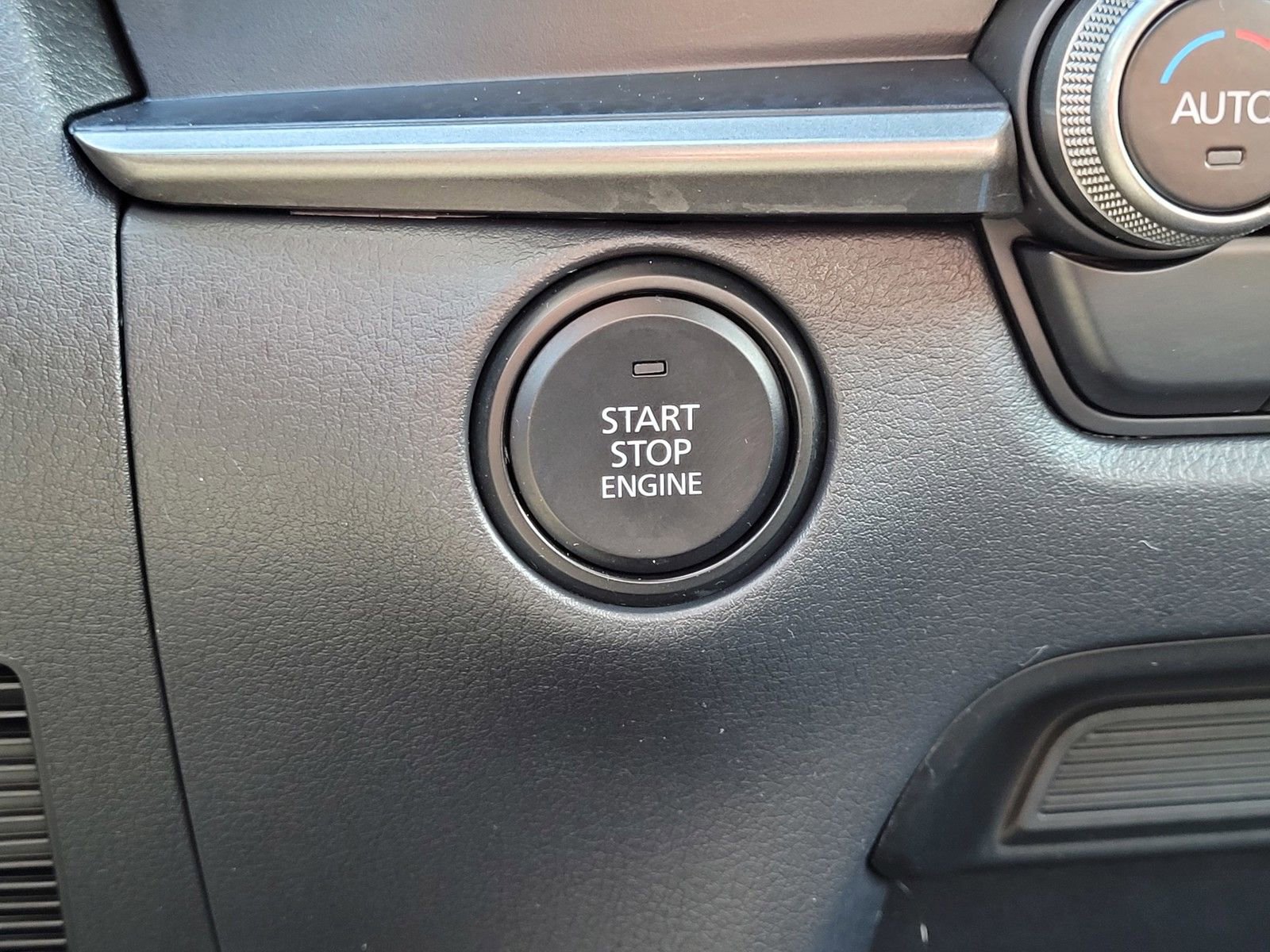 Used 2022 MAZDA CX-30 AWD 2.5 S w/ Select Package image 27