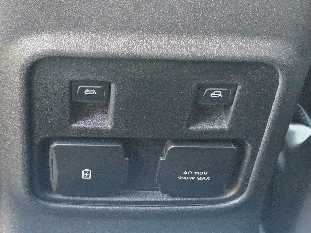 Used 2024 Ford Bronco Outer Banks image 18