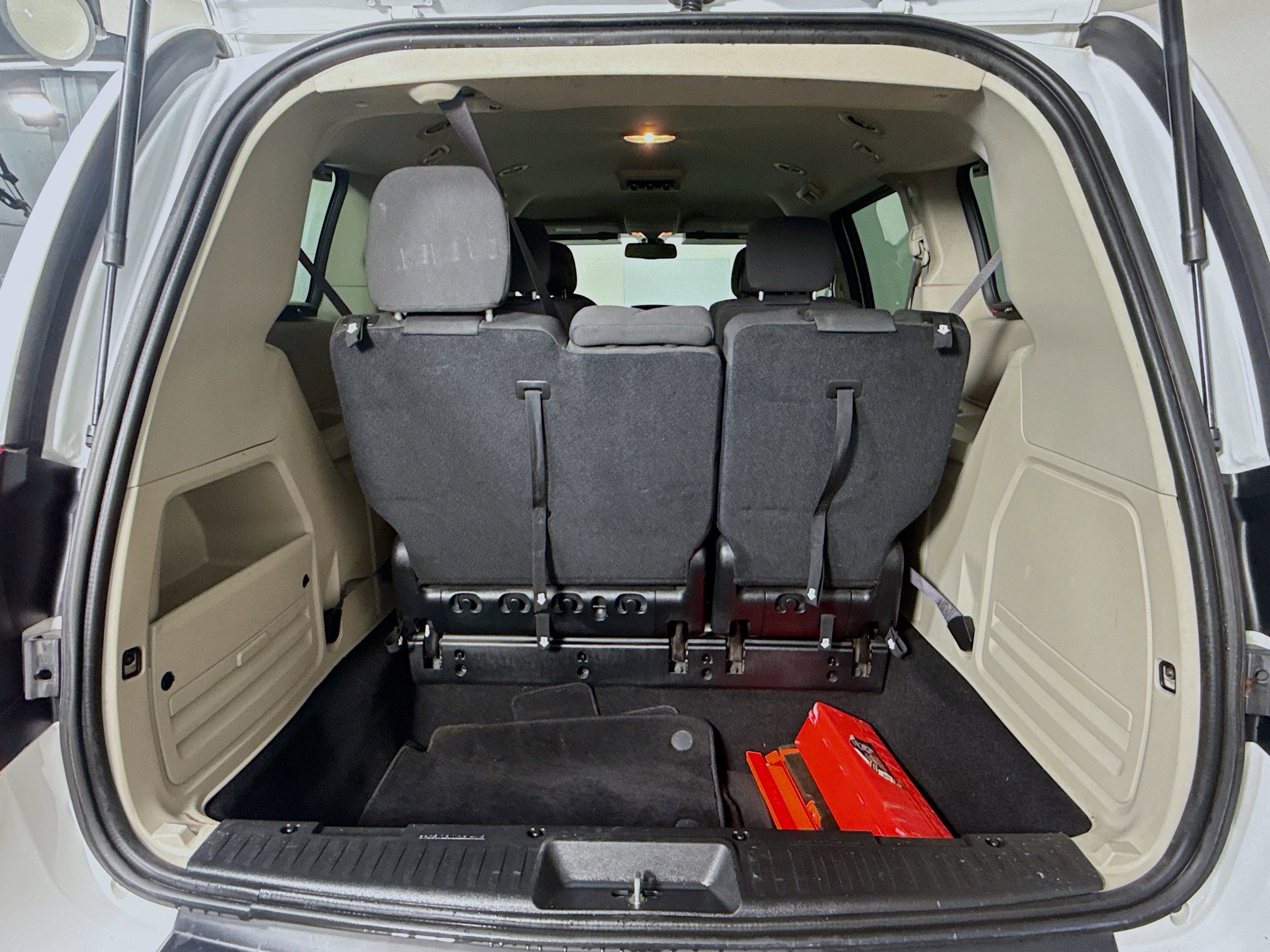 Used 2019 Dodge Grand Caravan SE image 33