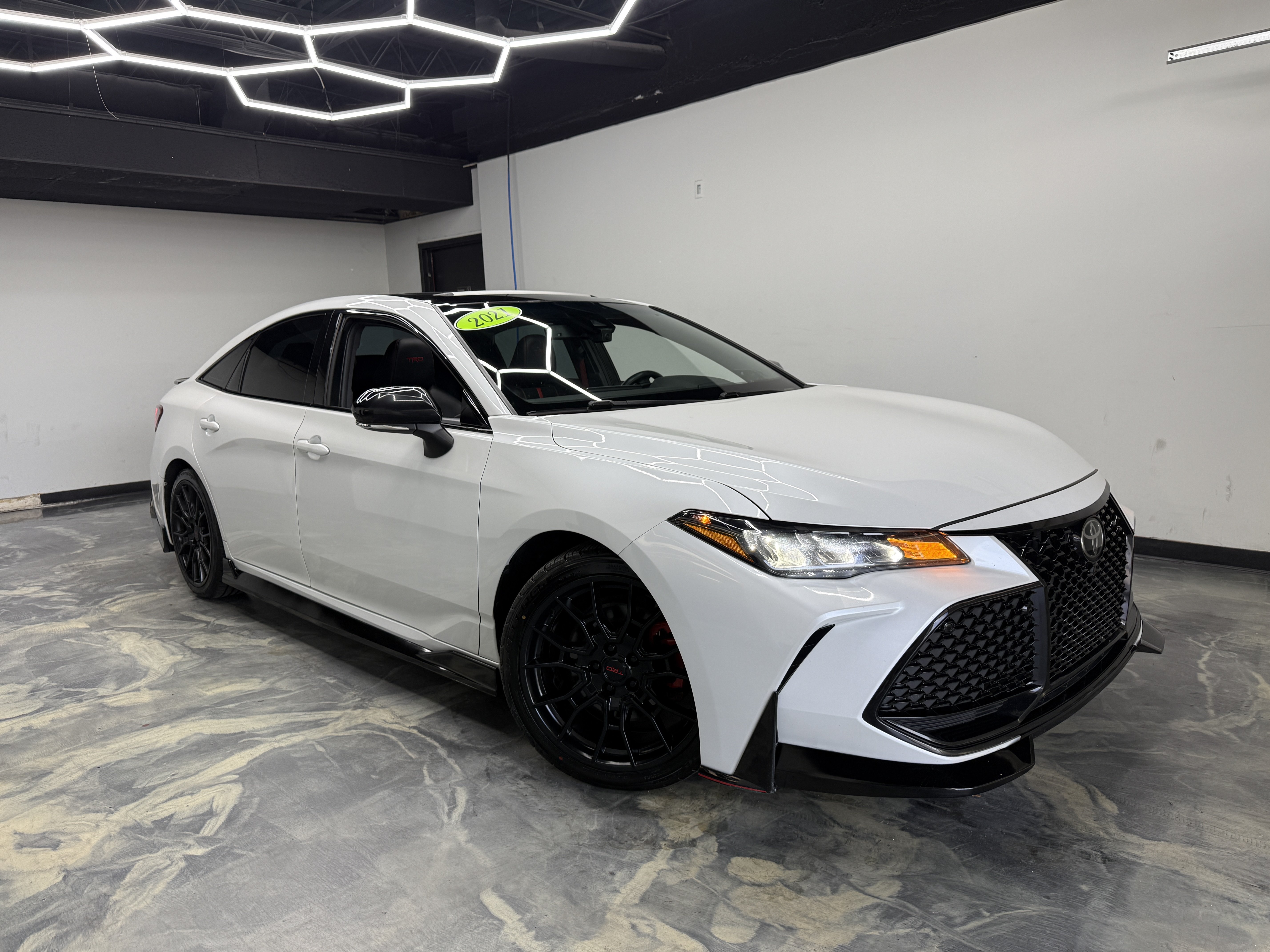 Used 2021 Toyota Avalon TRD FWD image 6