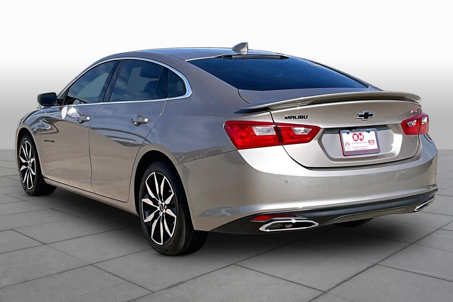 Used 2024 Chevrolet Malibu RS FWD image 9