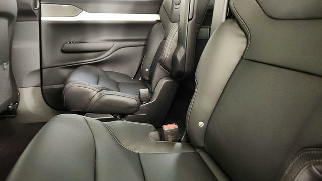 New 2026 Volvo EX90 Ultra AWD/4WD image 28