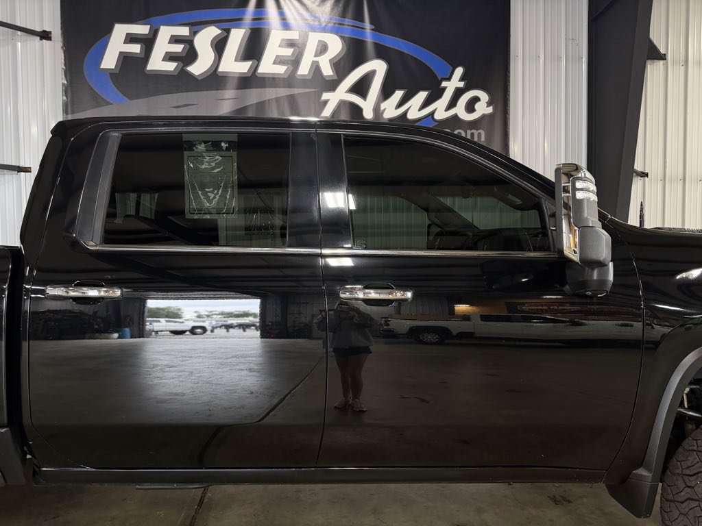 Used 2021 Chevrolet Silverado 2500 LTZ w/ Z71 Chrome Sport Edition AWD/4WD image 18