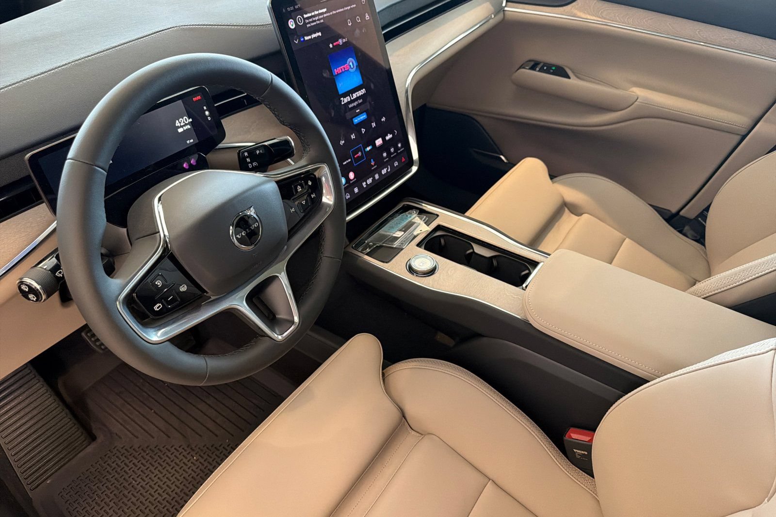 New 2026 Volvo EX90 Plus RWD image 10