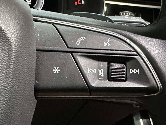 Used 2023 Audi Q8 Premium Plus AWD/4WD image 25