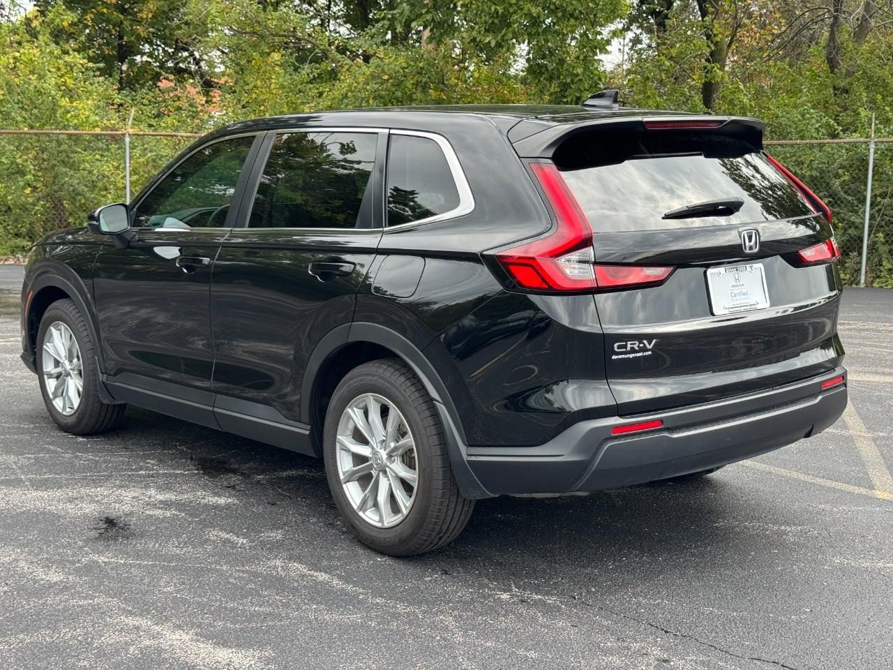 Used 2025 Honda CR-V EX image 7