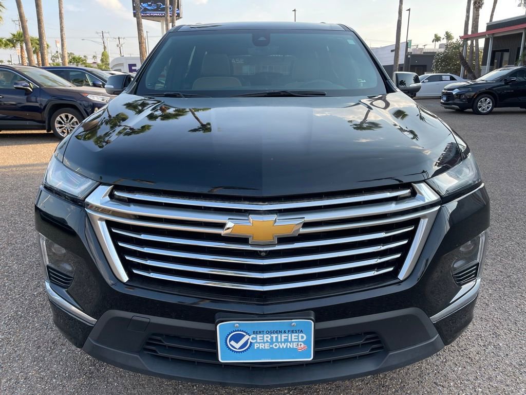 Used 2023 Chevrolet Traverse Premier image 2