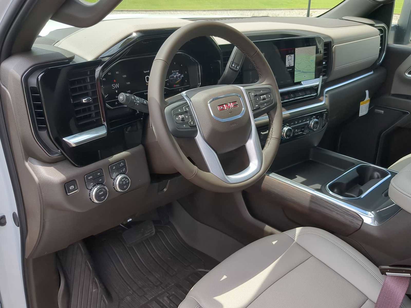 New 2025 GMC Sierra 2500 SLT w/ SLT Premium Package image 15