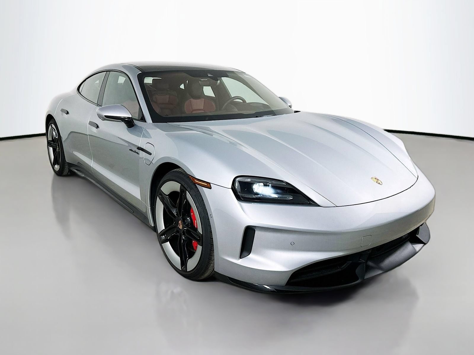 New 2026 Porsche Taycan GTS AWD/4WD image 3