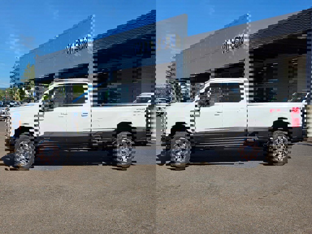 New 2025 Ford F350 King Ranch w/ FX4 Off-Road Package image 5