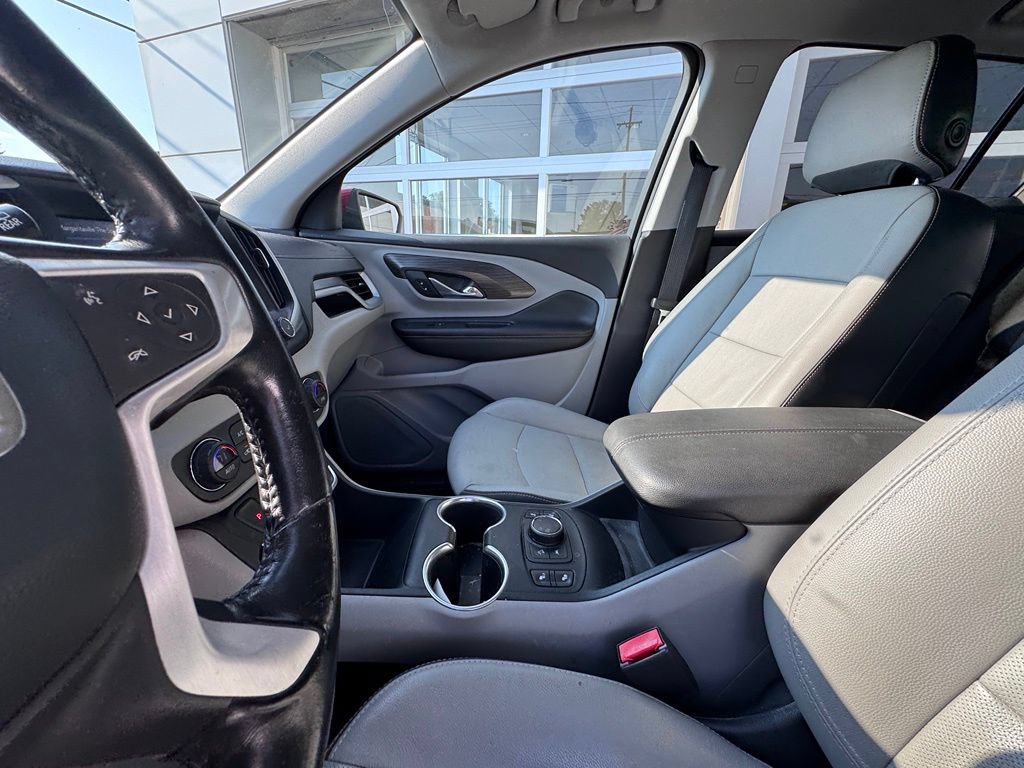 Used 2020 GMC Terrain SLT w/ Preferred Package AWD/4WD image 22