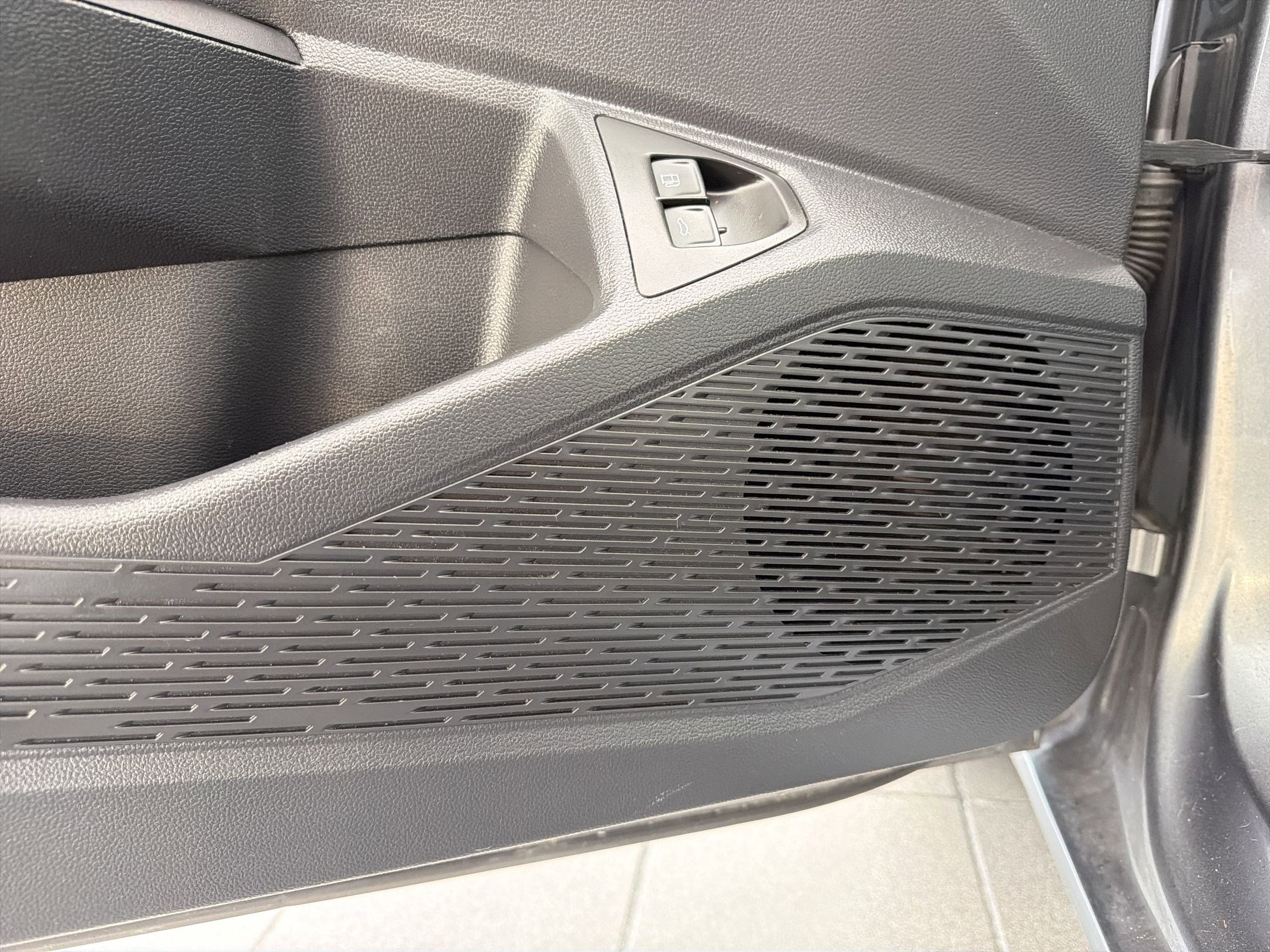 Used 2021 Volkswagen Jetta R-Line w/ R-Line Cold Weather Package image 21