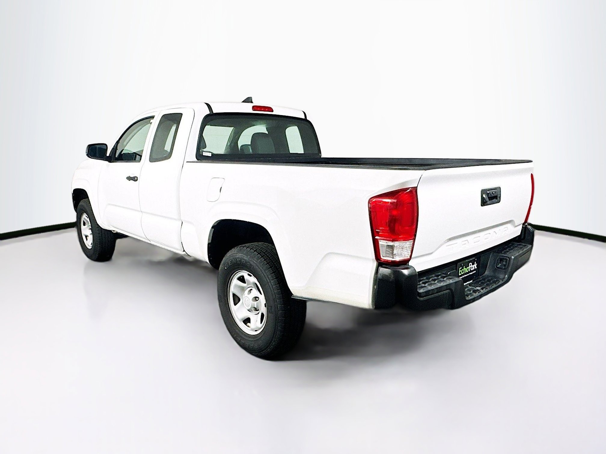 Used 2016 Toyota Tacoma SR RWD image 5