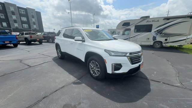 Used 2024 Chevrolet Traverse LT AWD/4WD image 2