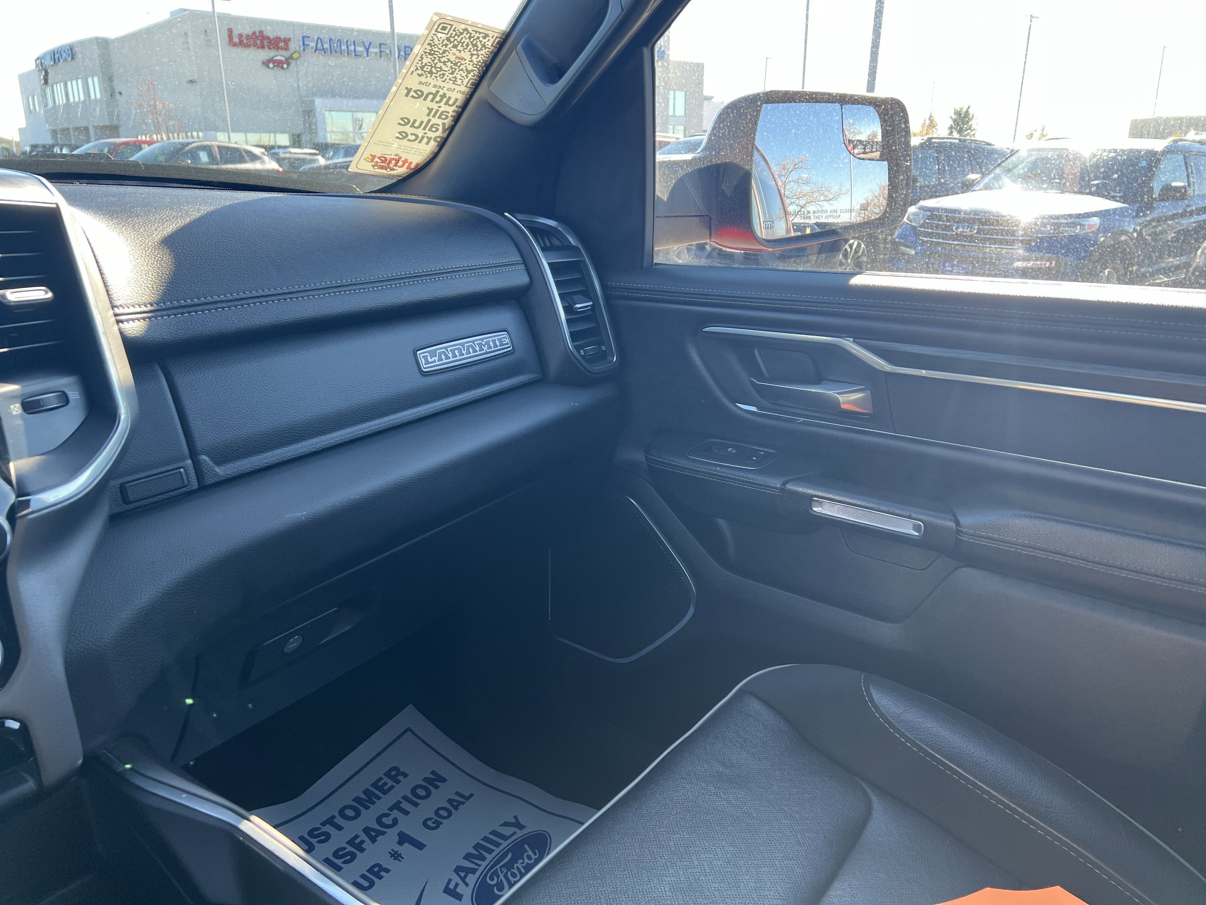 Used 2024 RAM 1500 Laramie image 11