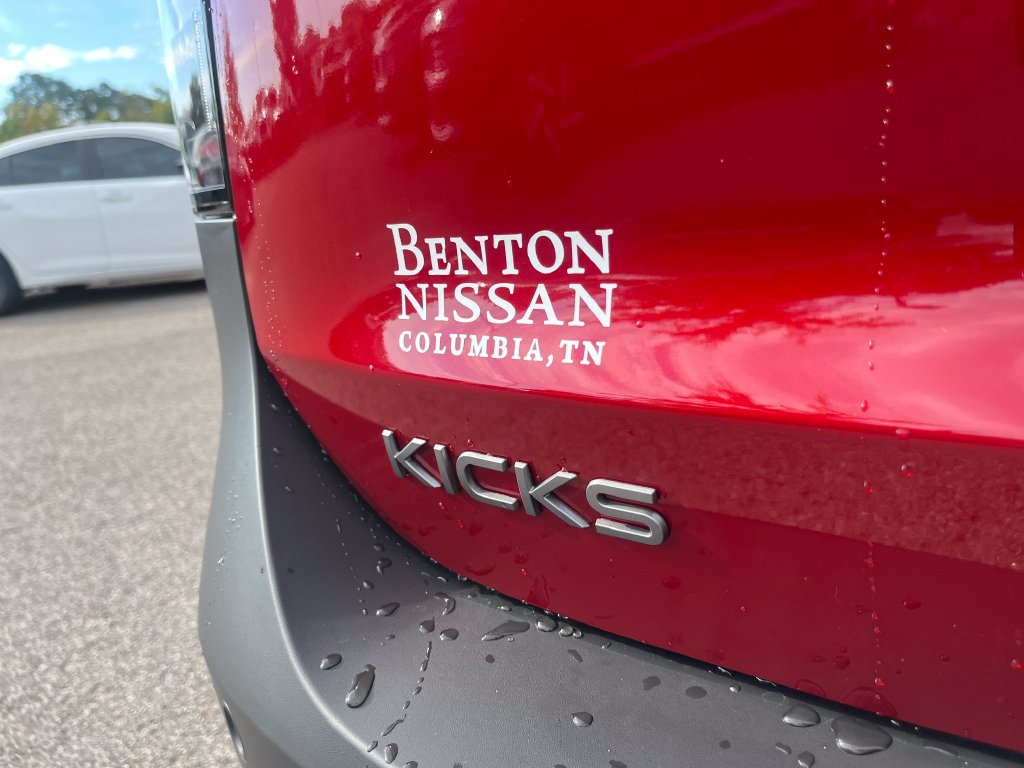 New 2027 Nissan Kicks SR w/ SR Premium Package FWD image 40