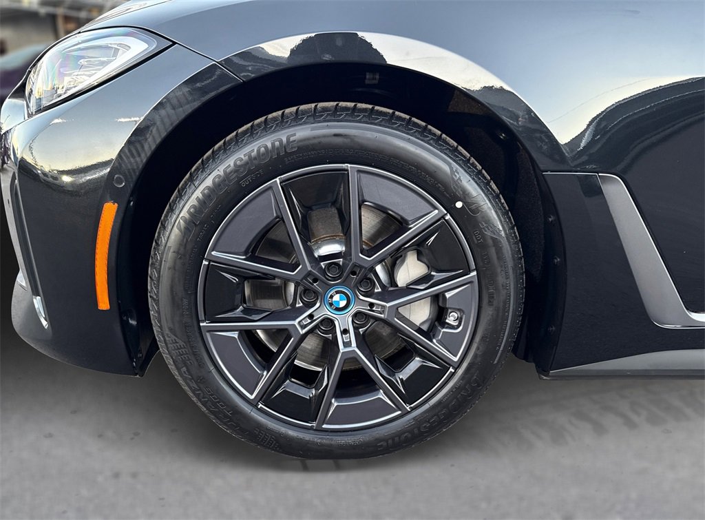 Certified 2023 BMW i4 eDrive35 image 15