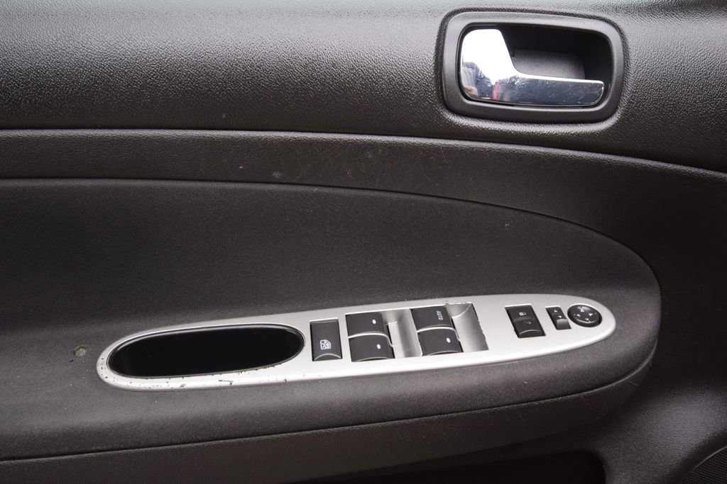 Used 2010 Chevrolet Cobalt LT image 16