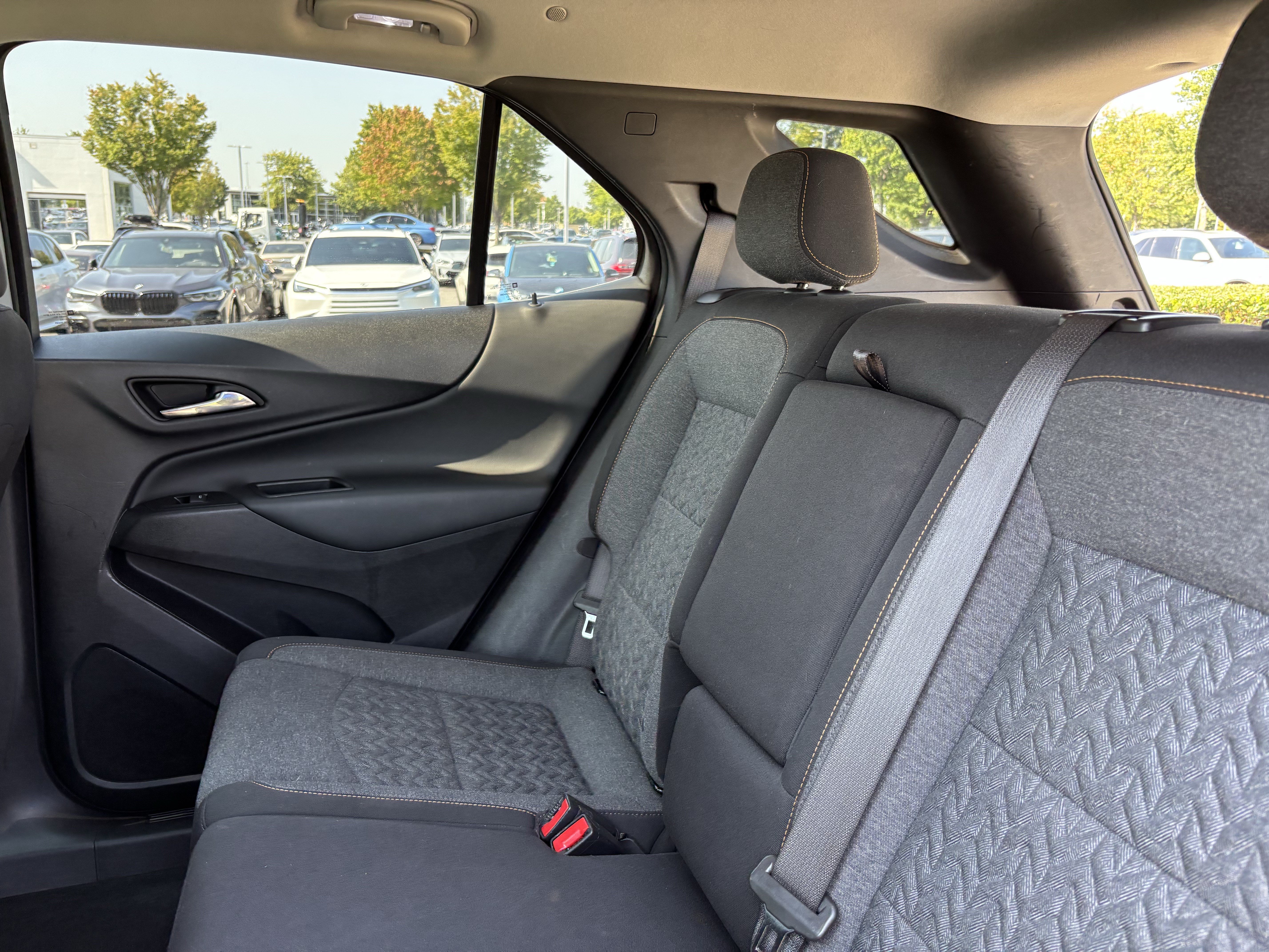 Used 2022 Chevrolet Equinox LT AWD/4WD image 32