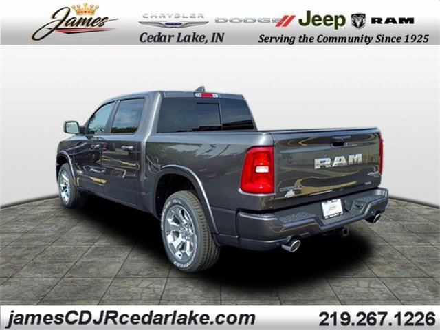 New 2026 RAM 1500 4x4 Crew Cab image 3