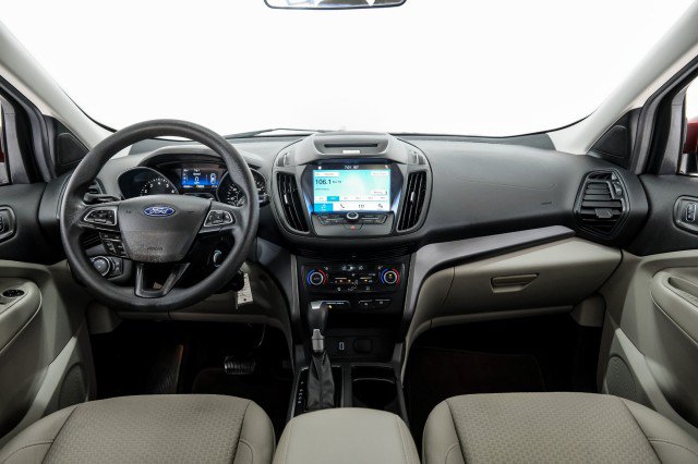 Used 2017 Ford Escape SE w/ Equipment Group 201A AWD/4WD image 12