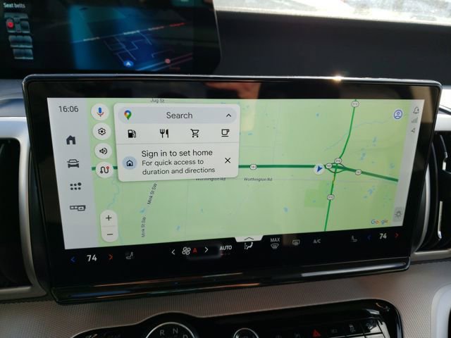 New 2026 Ford Expedition Active image 23