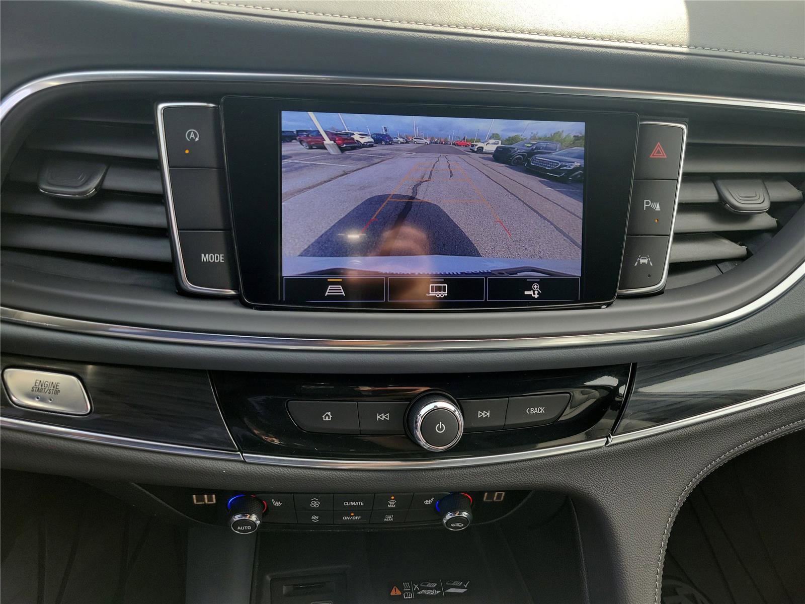Used 2024 Buick Enclave Essence w/ Sport Touring Edition FWD image 30