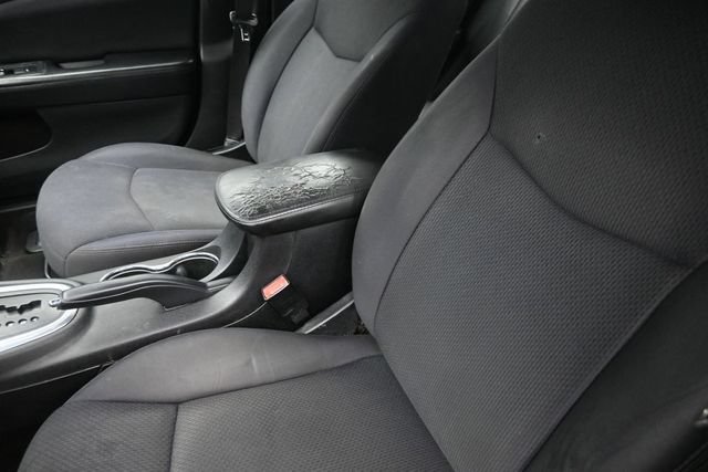 Used 2014 Chrysler 200 Touring w/ 200 S Group FWD image 17