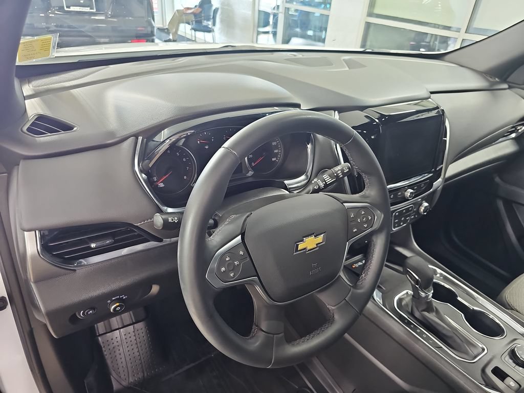 Certified 2023 Chevrolet Traverse LT w/ LPO, Floor Liner Package AWD/4WD image 22