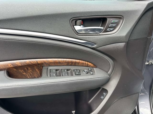 Used 2019 Acura MDX w/ Technology Package AWD/4WD image 14