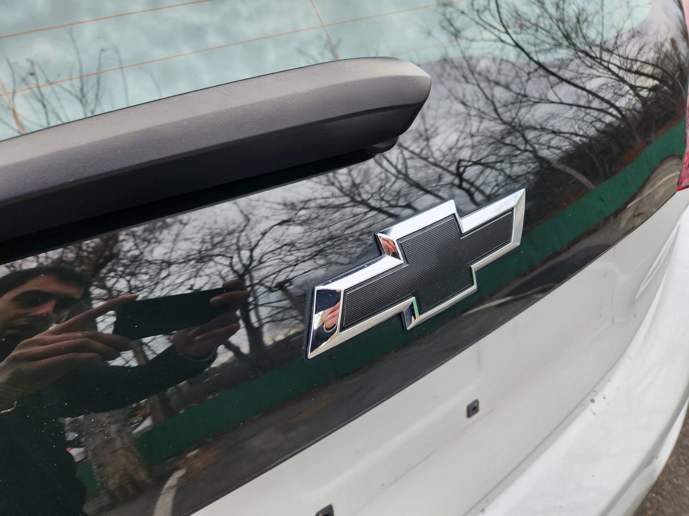 Used 2019 Chevrolet Bolt Premier w/ Infotainment Package image 14