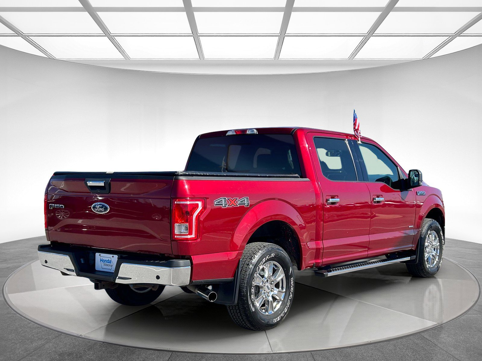 Used 2015 Ford F150 XLT w/ Equipment Group 302A Luxury image 5