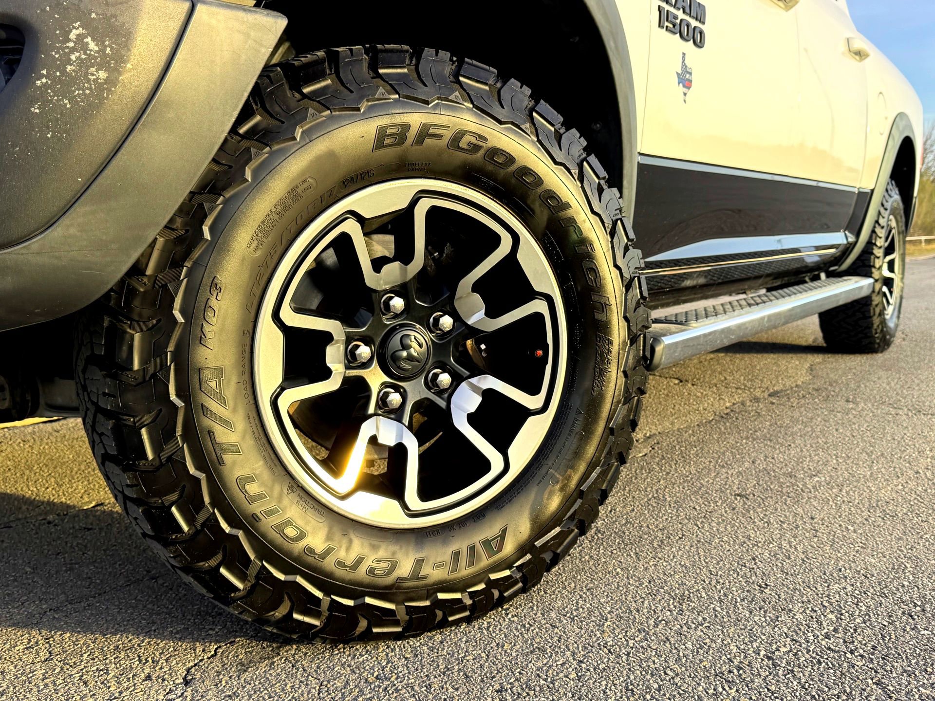 Used 2016 RAM 1500 Rebel w/ Luxury Group image 2