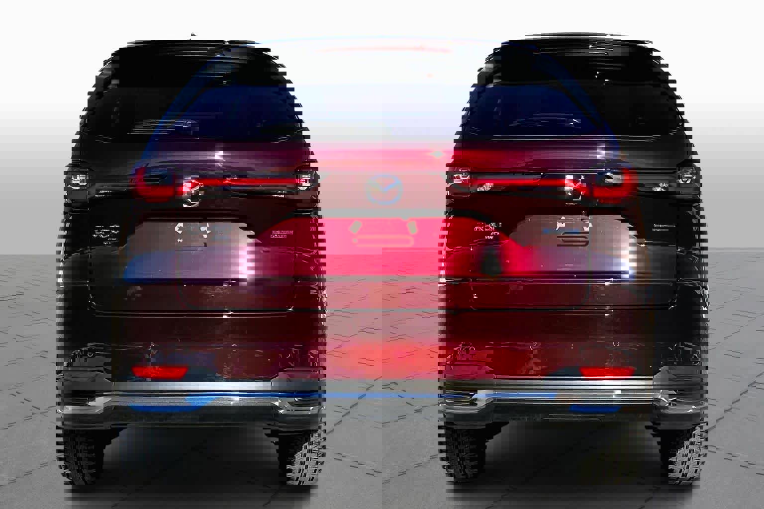 Used 2024 MAZDA CX-90 Plug-In Hybrid w/ Premium Pkg image 5