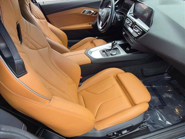 Used 2022 BMW Z4 sDrive30i w/ Convenience Package RWD image 19