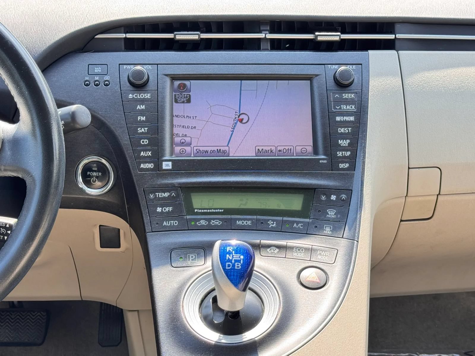 Used 2011 Toyota Prius Four w/ Solar Roof Pkg FWD image 3