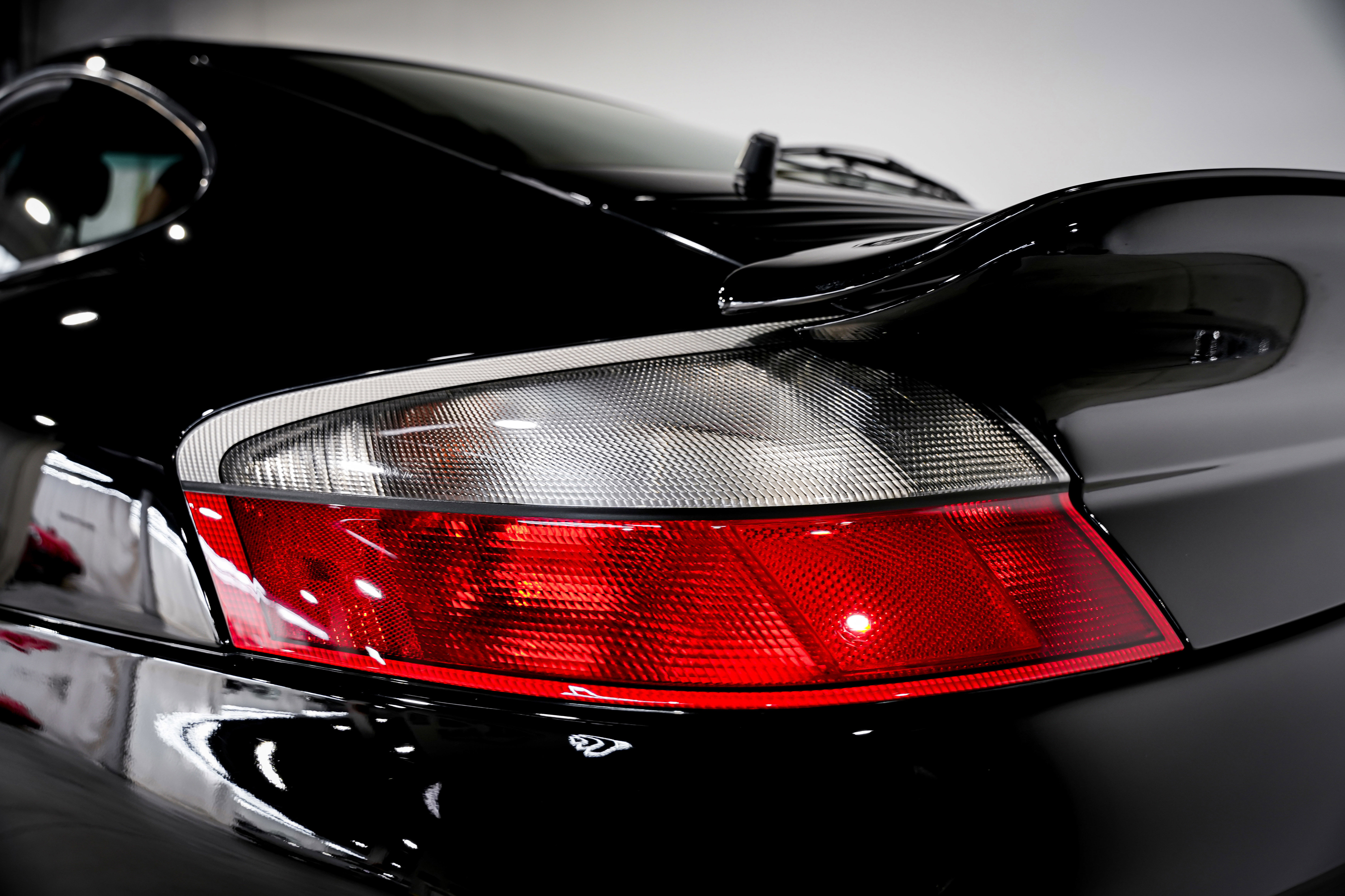 Used 2003 Porsche 911 Turbo image 35