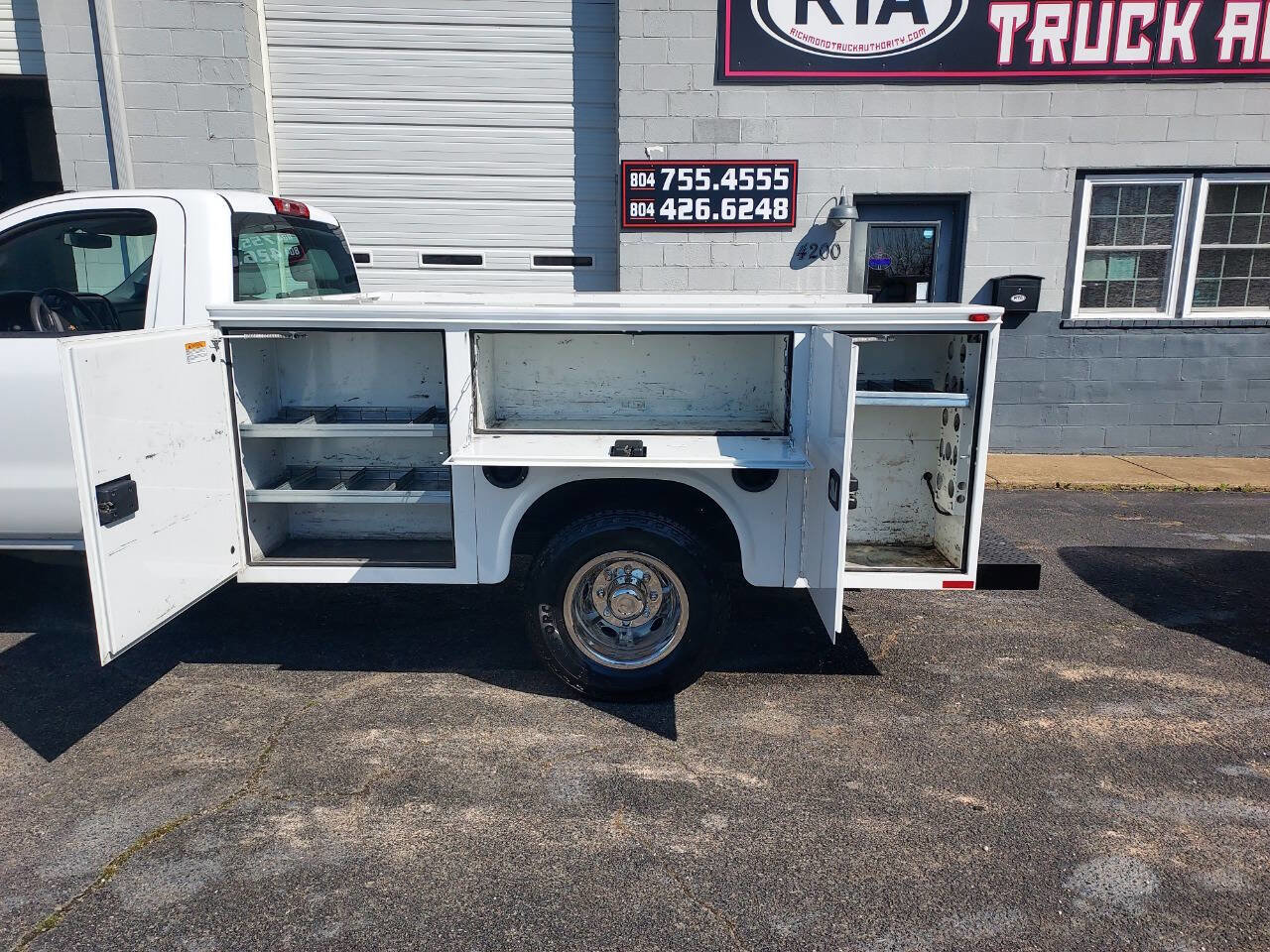 Used 2015 Chevrolet Silverado 3500 W/T image 8