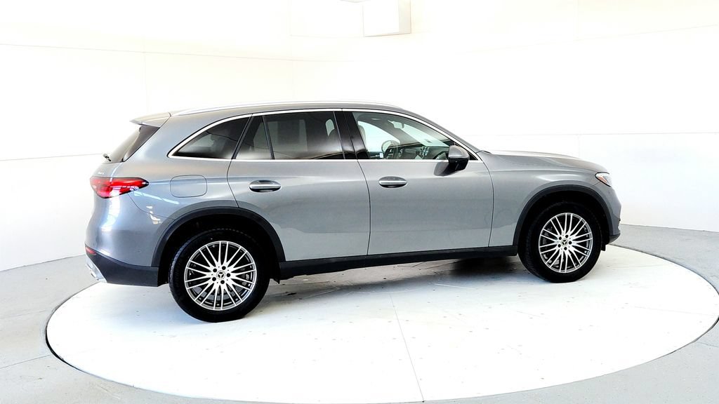 Used 2023 Mercedes-Benz GLC 300 4MATIC image 6