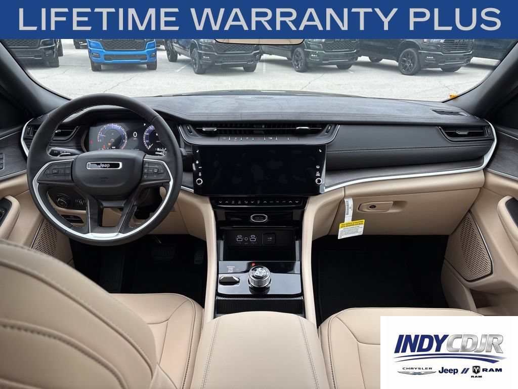 New 2026 Jeep Grand Cherokee Limited AWD/4WD image 10