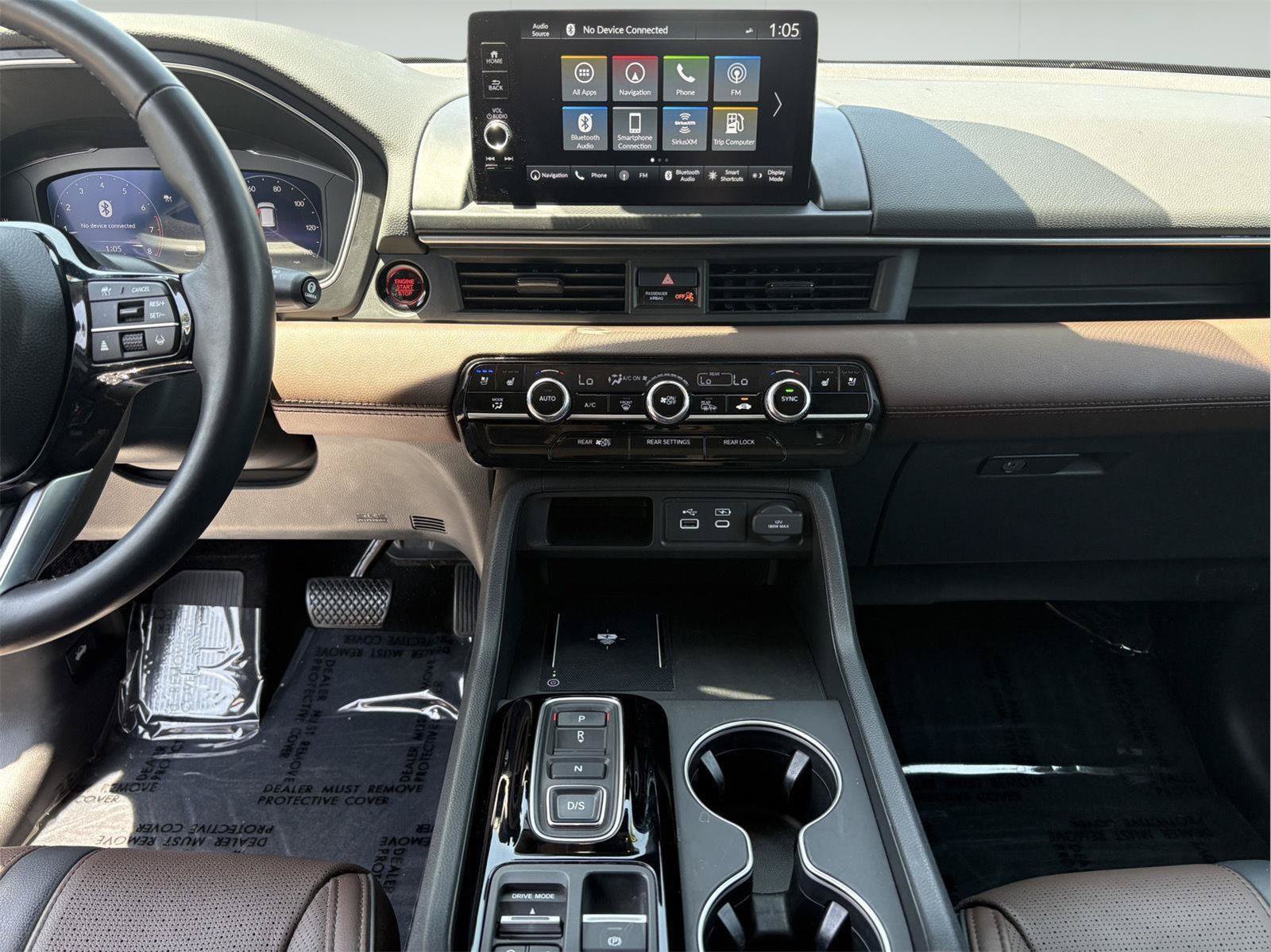 Used 2025 Honda Pilot Elite image 17
