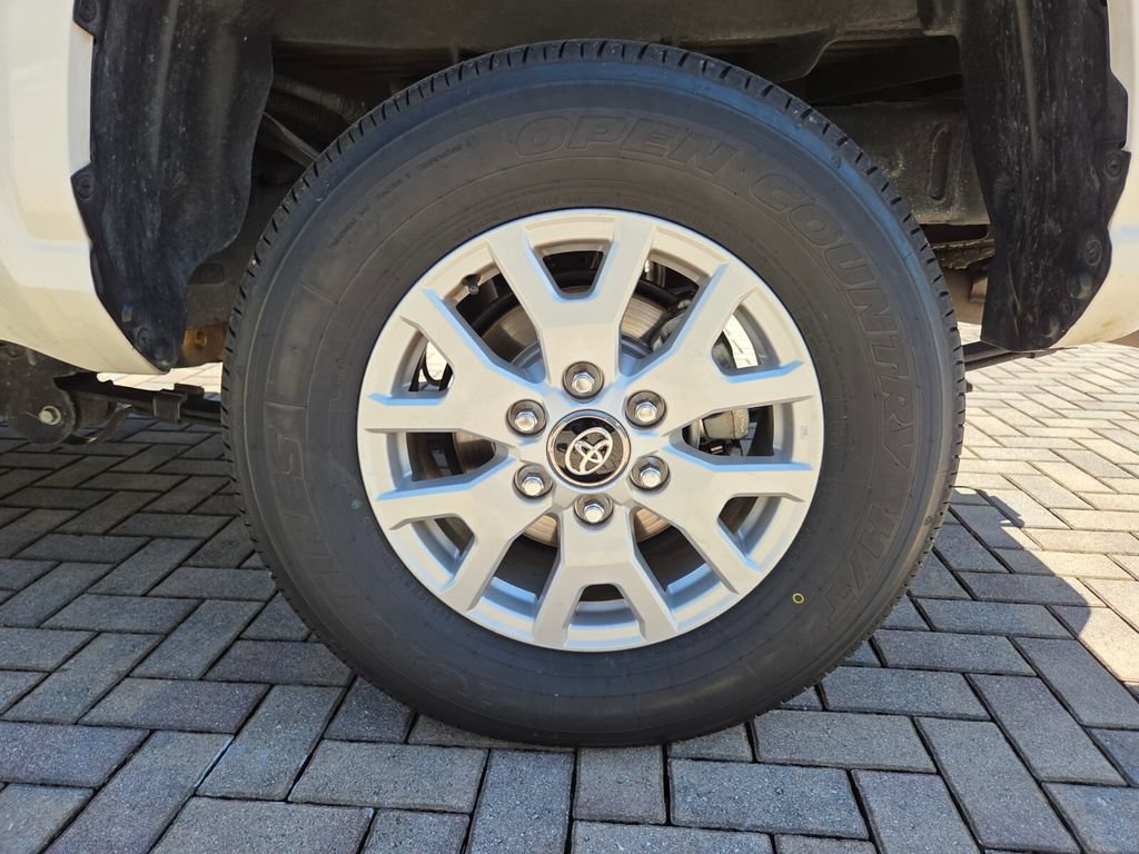 Certified 2024 Toyota Tacoma SR AWD/4WD image 19