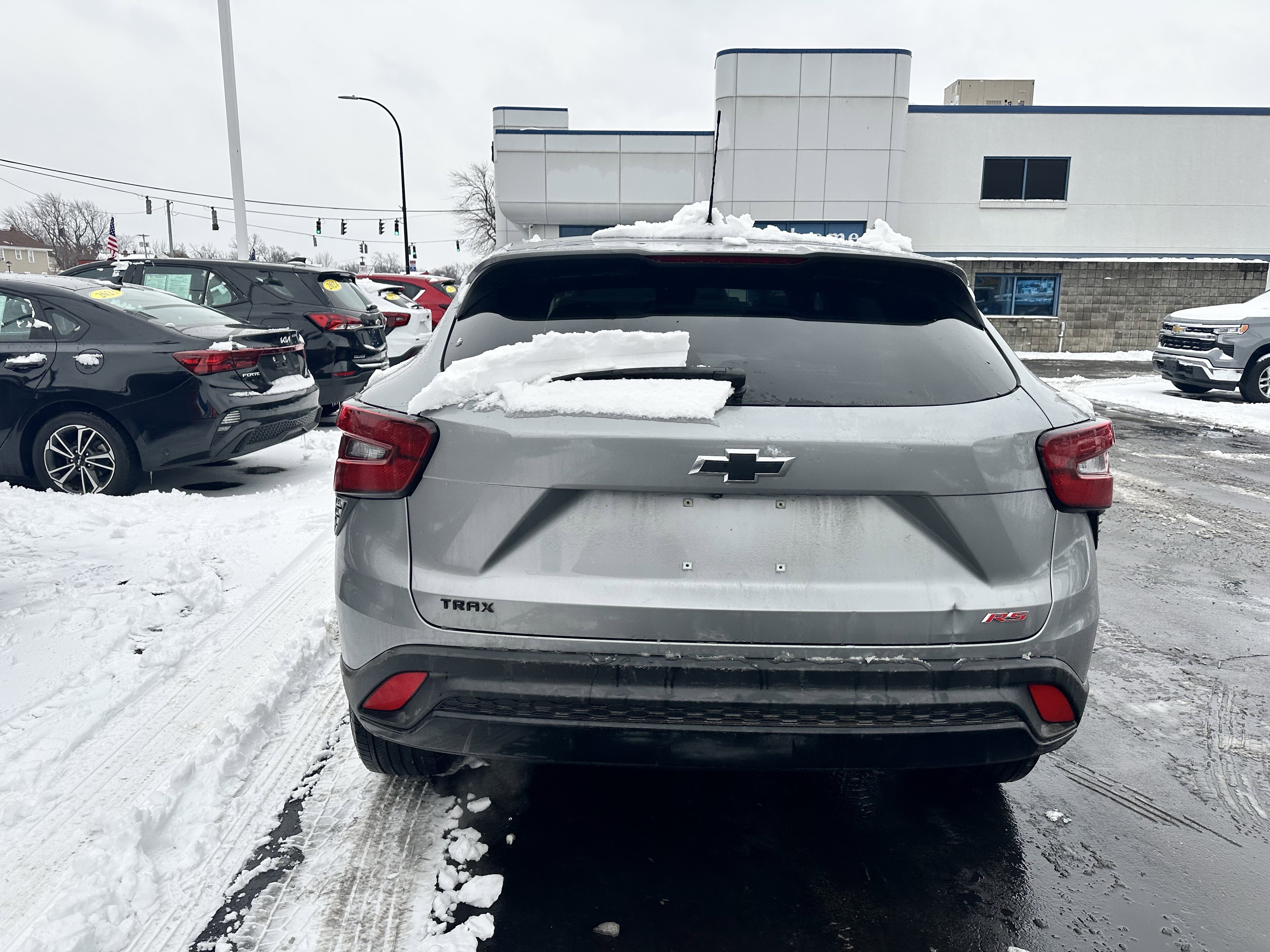 Used 2024 Chevrolet Trax RS w/ Driver Confidence Package image 9