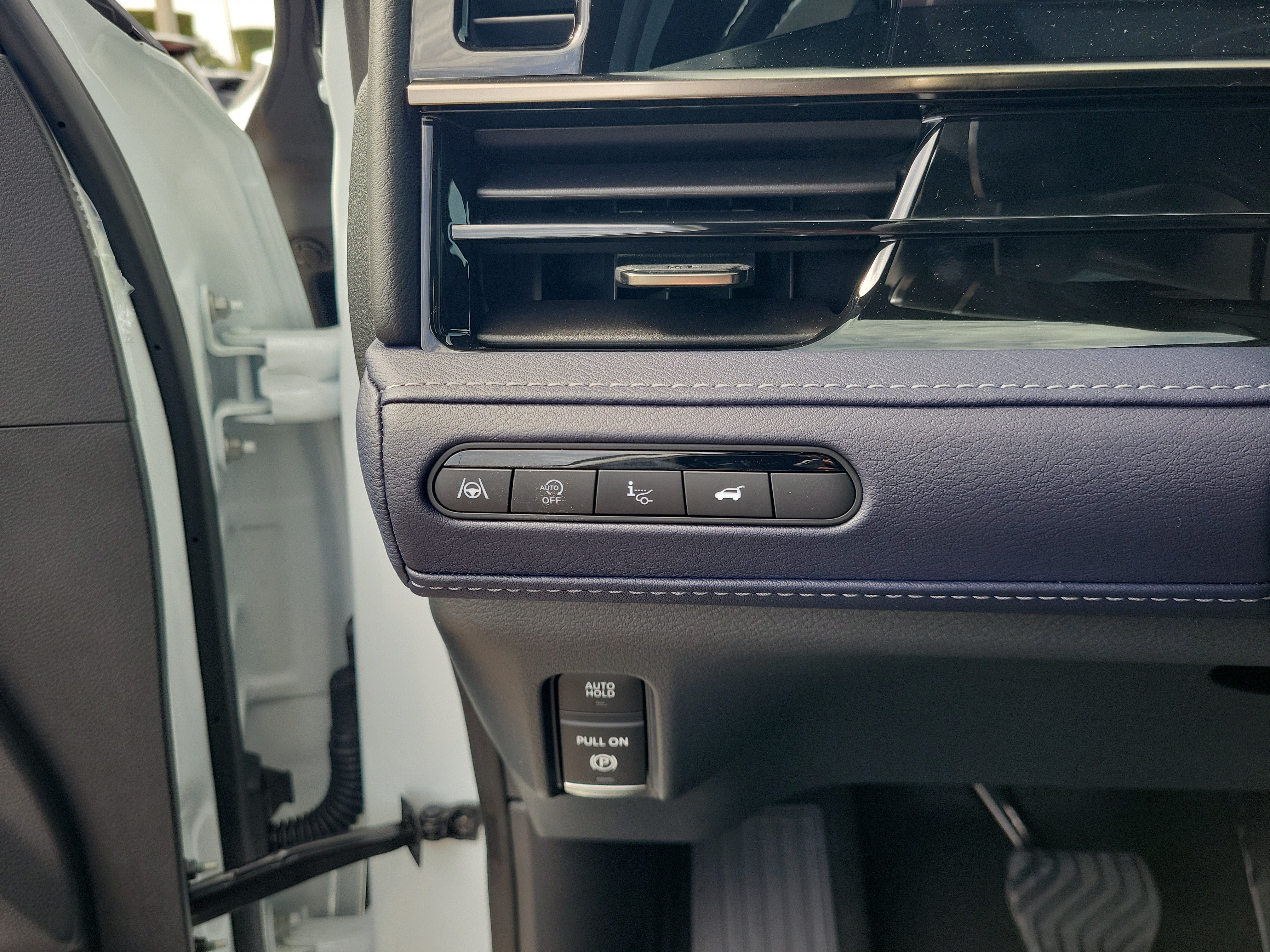 New 2027 INFINITI QX80 Sensory w/ Sport Exterior Package AWD/4WD image 14